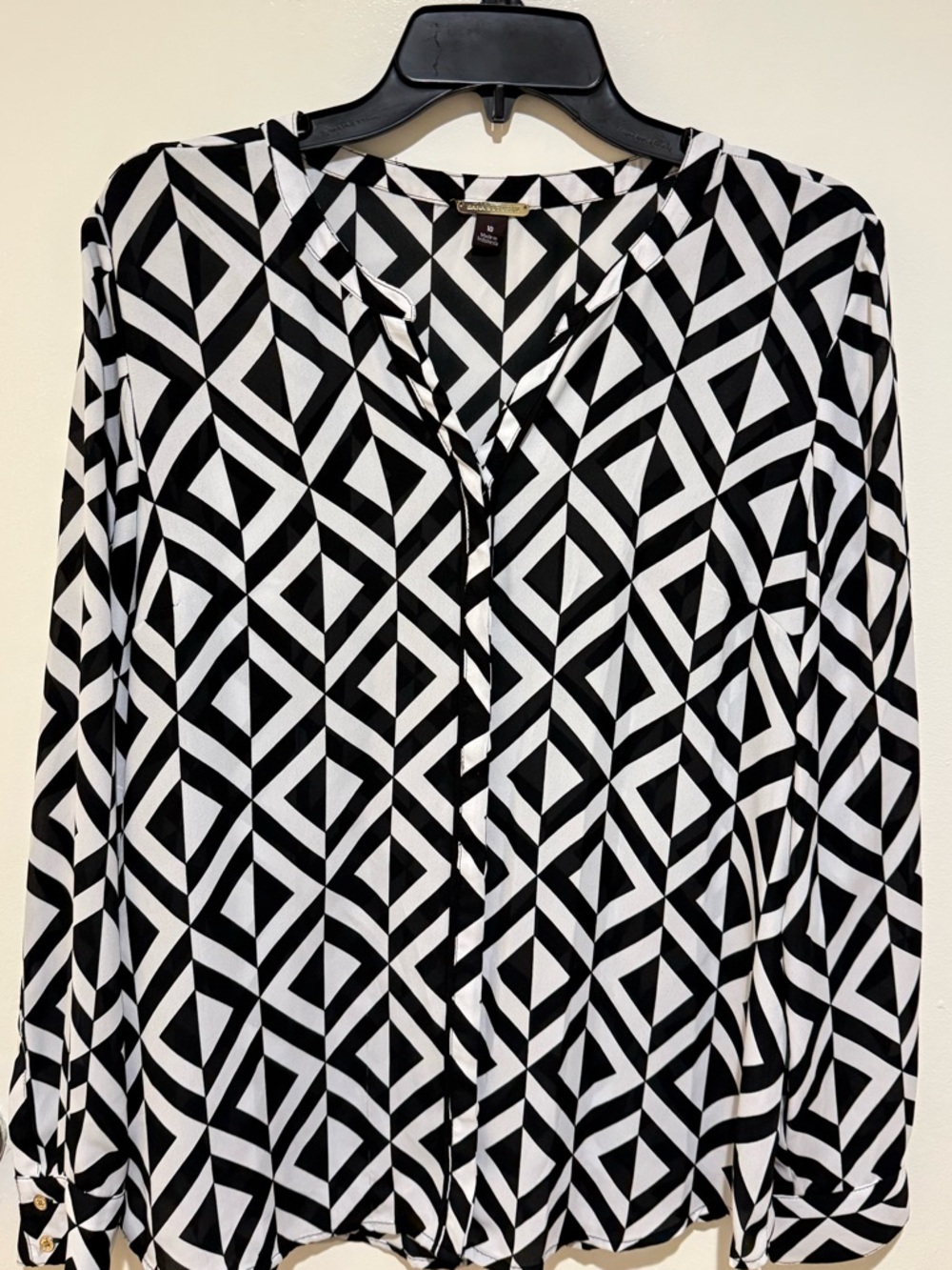 Bold print Dana Buchman Black & White Geometric Button-Down Blouse